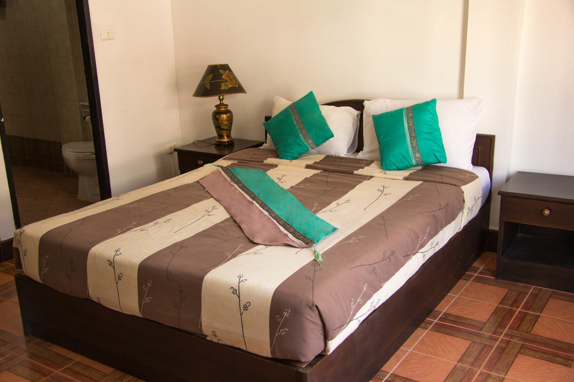 Sanuk Sabai Hotel Pattaya