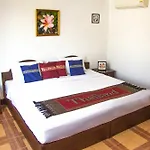 Sanuk Sabai Inn