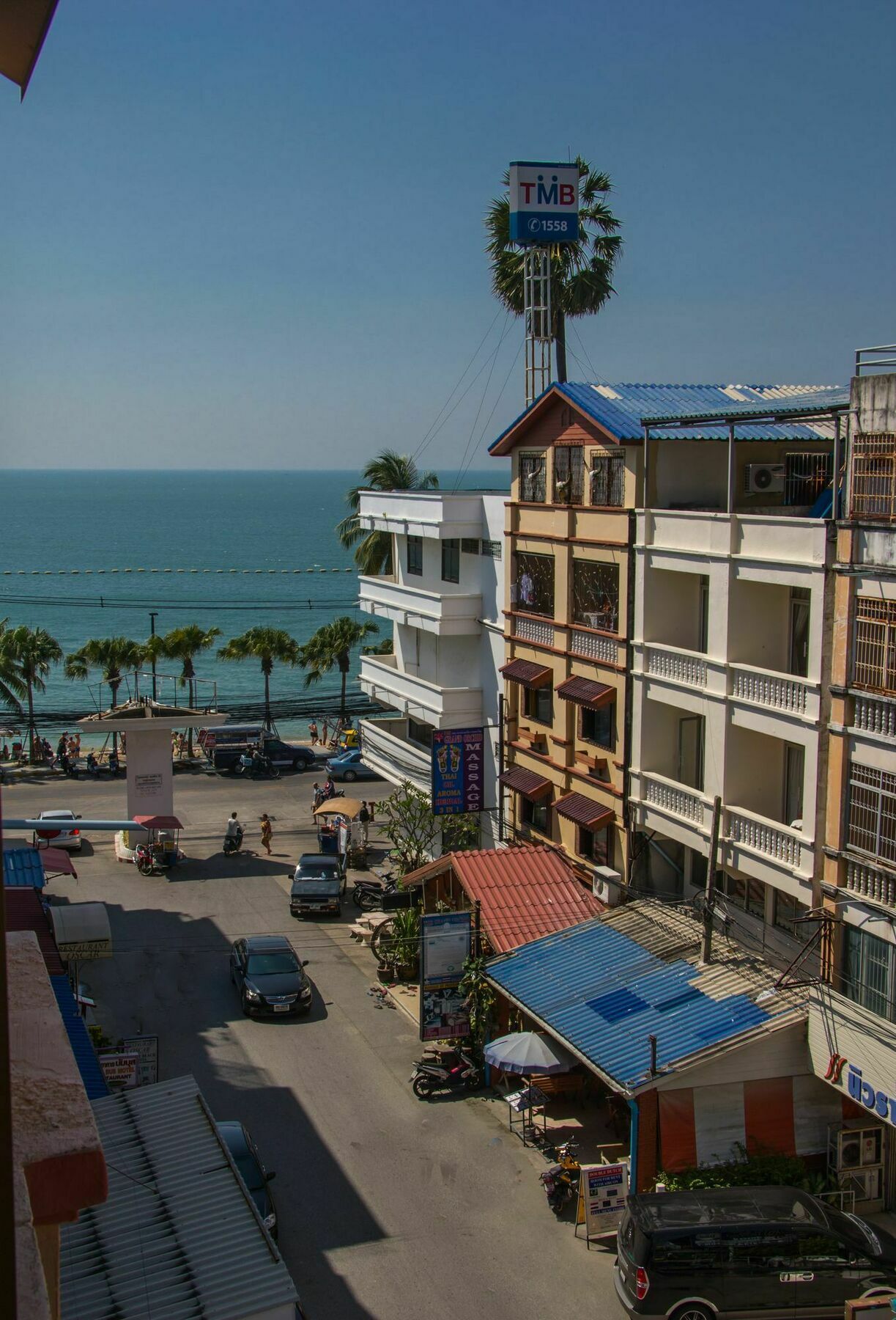 Sanuk Sabai Hotel 2*